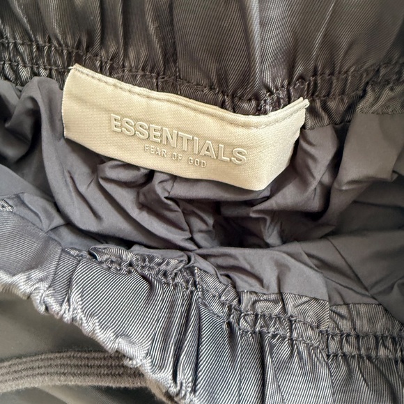 Kids Fear of God Essentials Joggers “Iron”  Size 6/7 - Picture 4 of 9